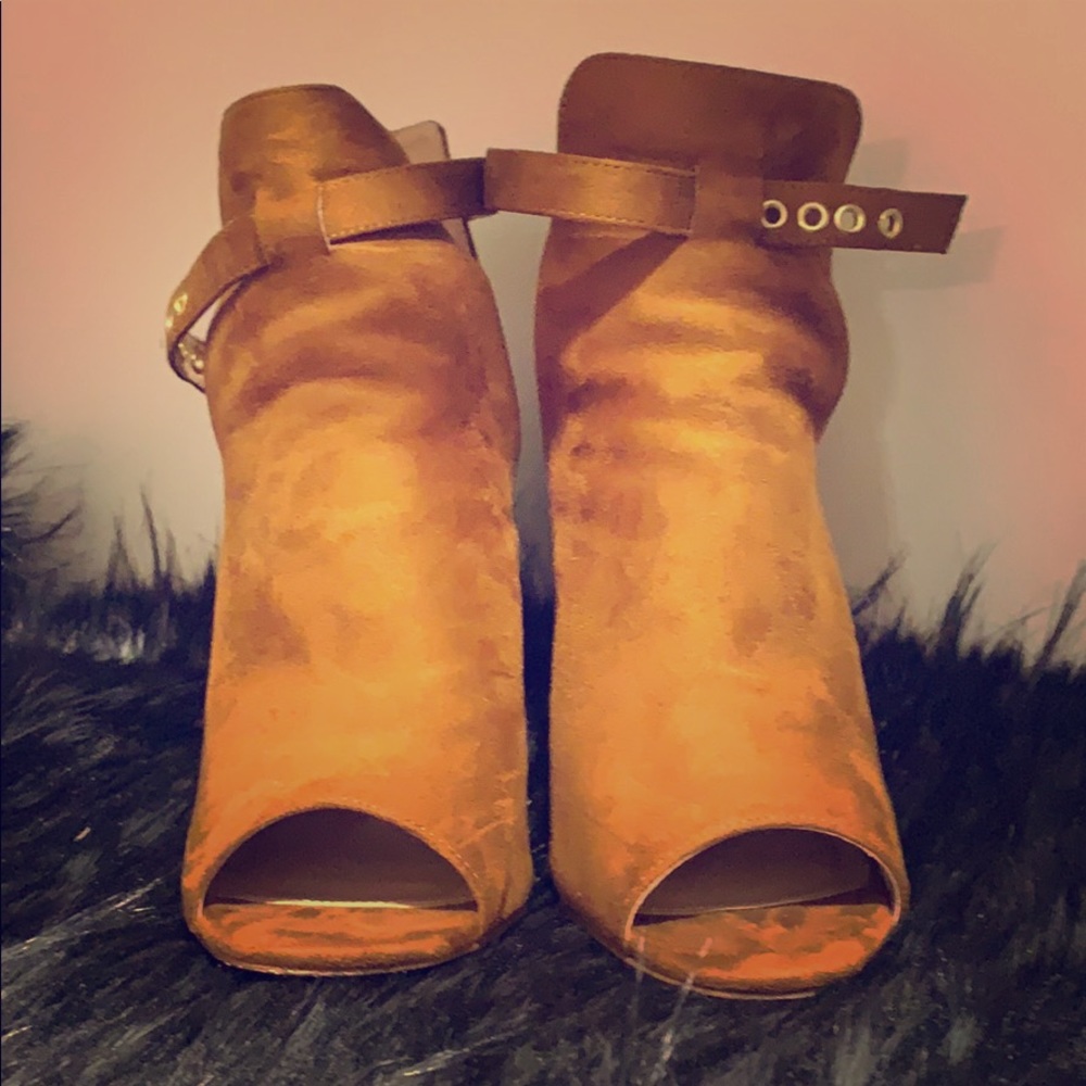 Olivia ankle peep toe boots